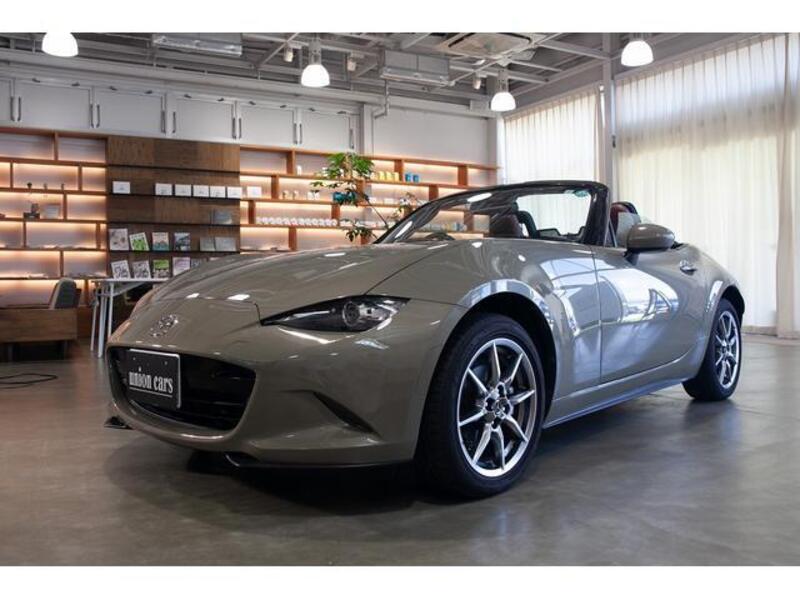 ROADSTER
