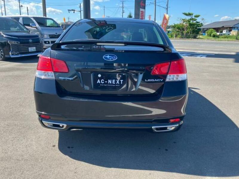 LEGACY B4