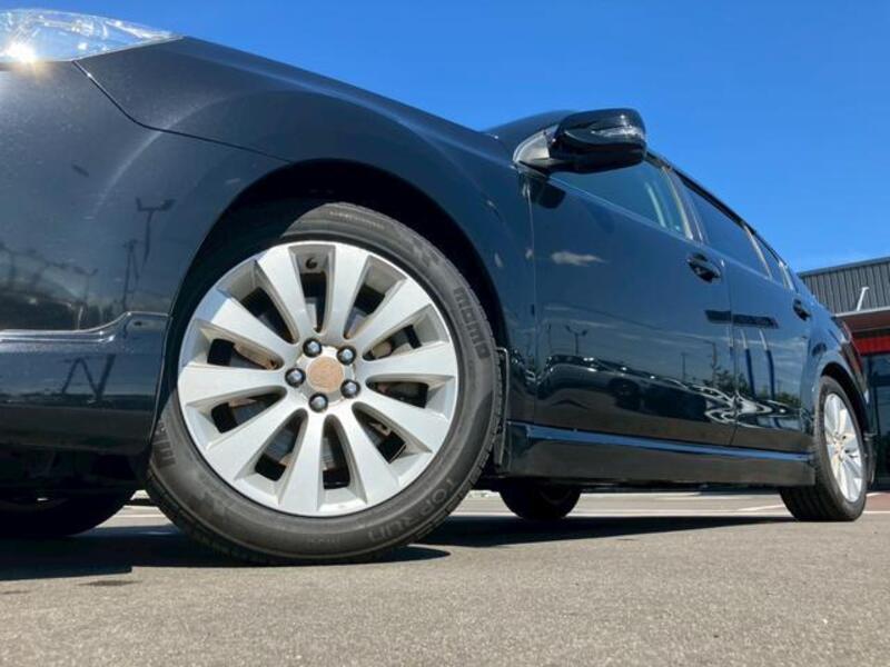 LEGACY B4