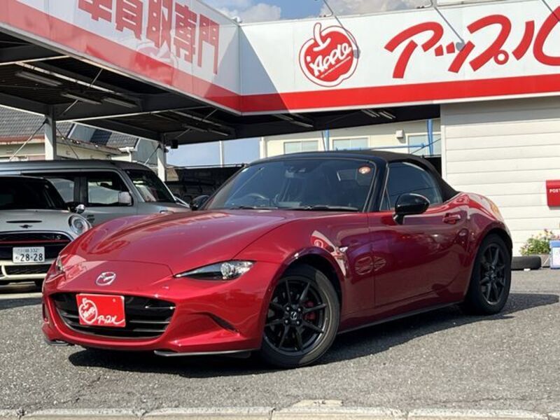 ROADSTER-0