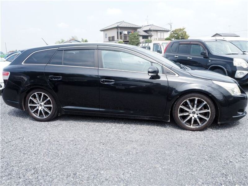 AVENSIS WAGON