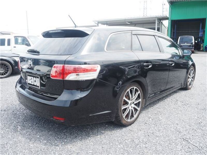 AVENSIS WAGON