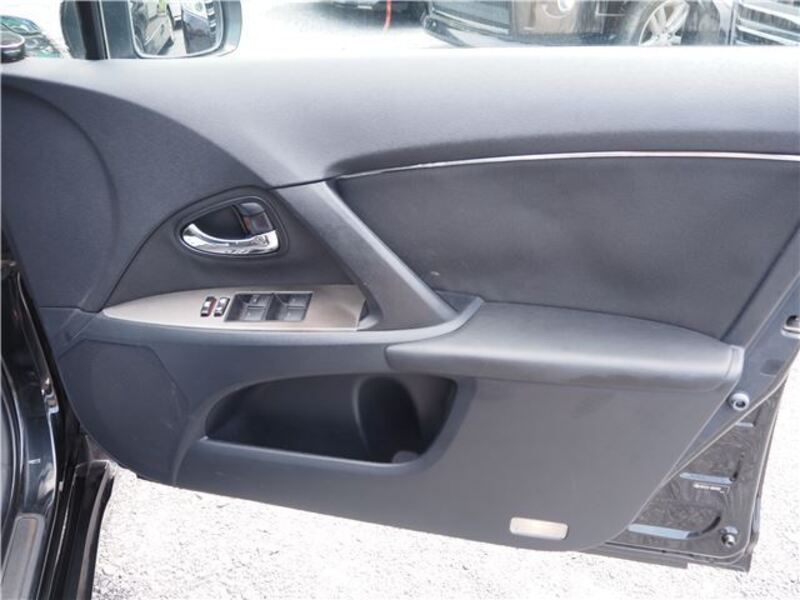 AVENSIS WAGON