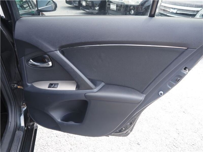 AVENSIS WAGON