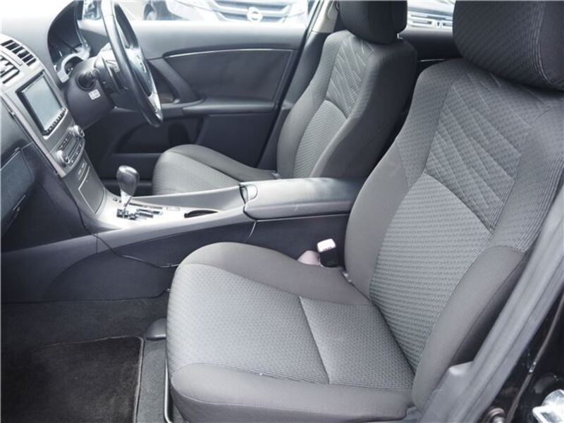 AVENSIS WAGON