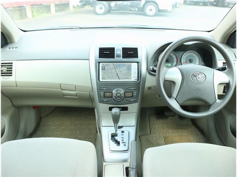COROLLA AXIO