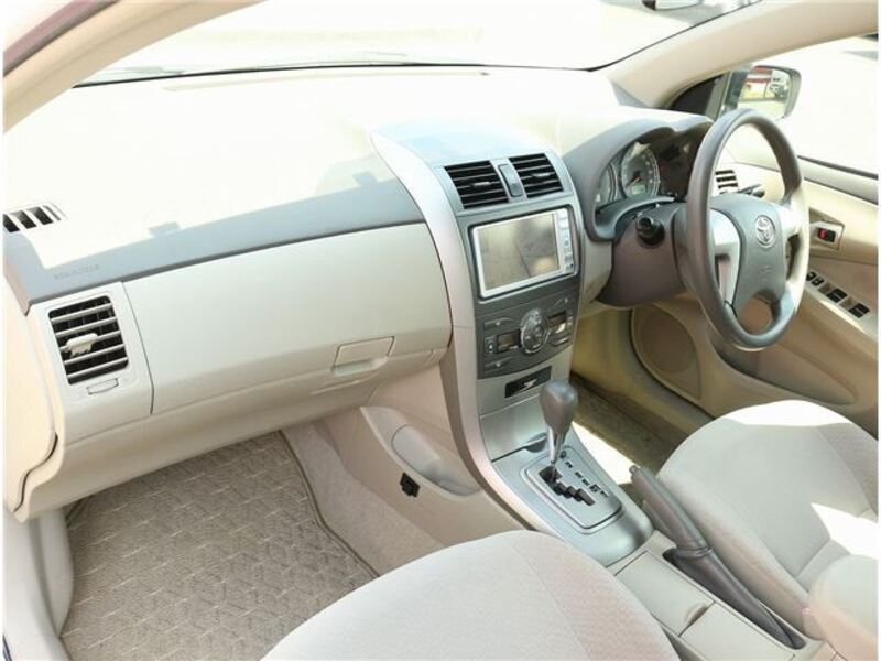 COROLLA AXIO