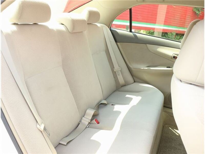 COROLLA AXIO
