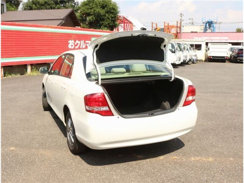 COROLLA AXIO