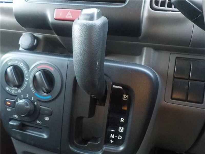 MINICAB VAN