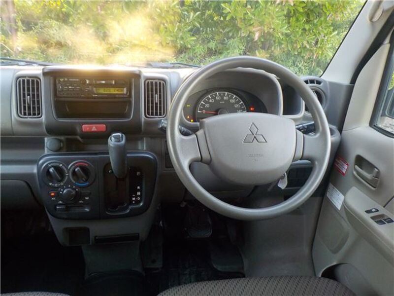 MINICAB VAN