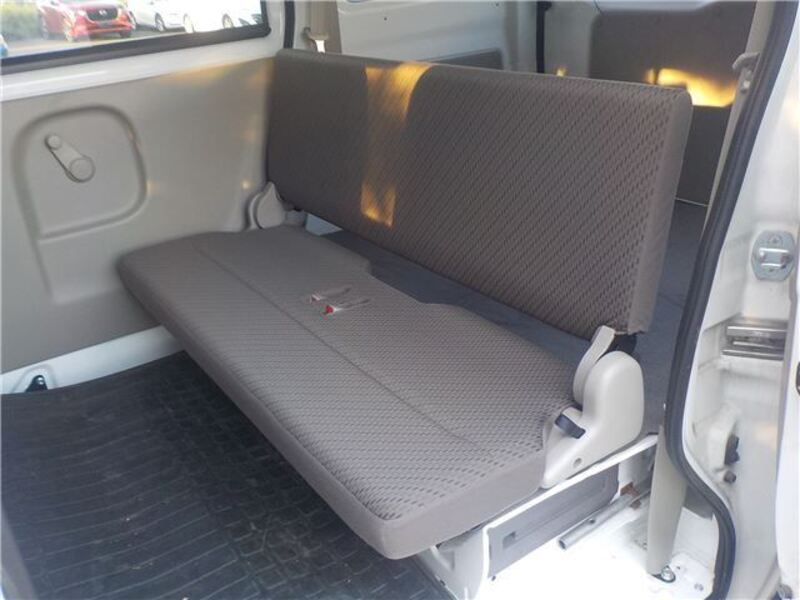 MINICAB VAN