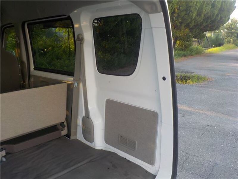 MINICAB VAN