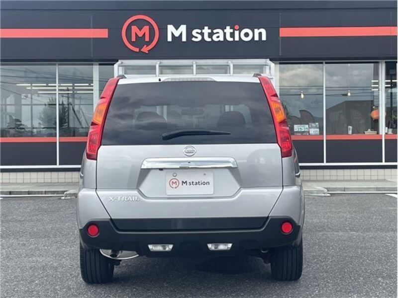X-TRAIL