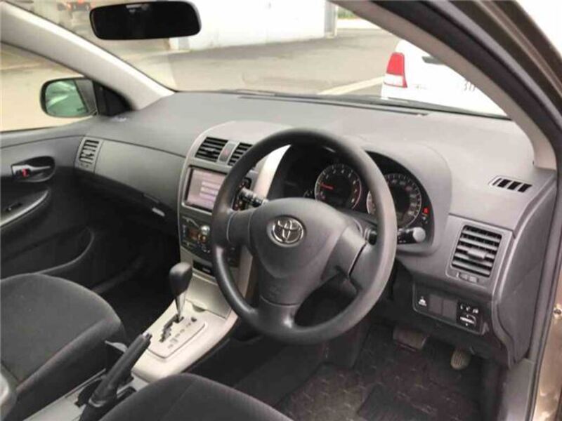 COROLLA FIELDER