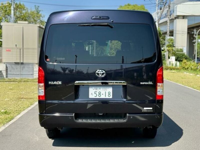 HIACE VAN