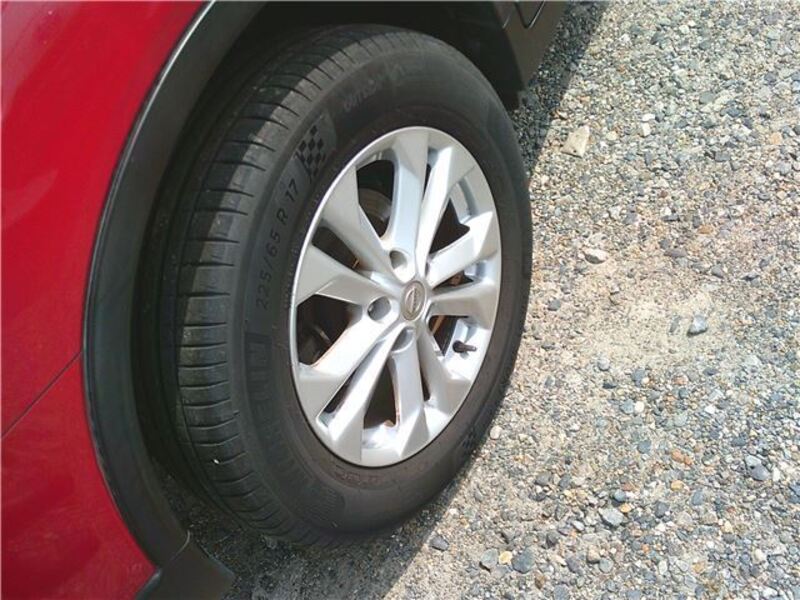 X-TRAIL