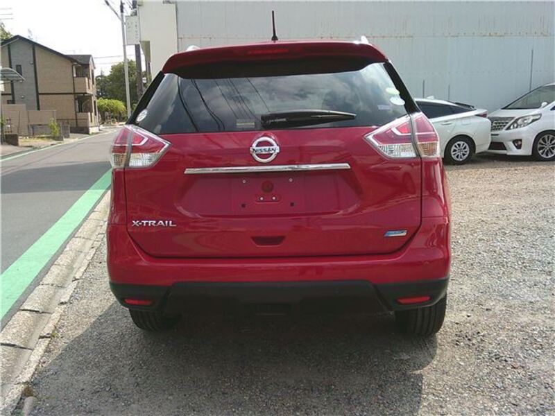 X-TRAIL