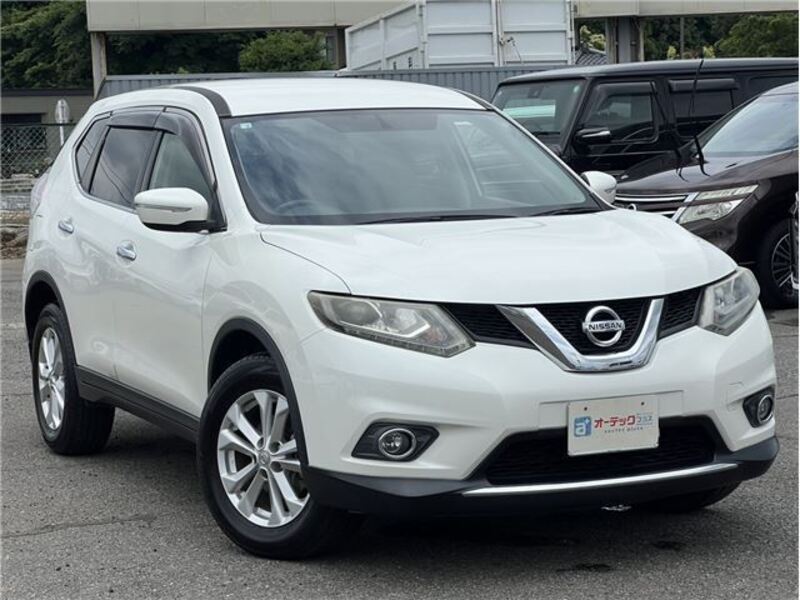 X-TRAIL