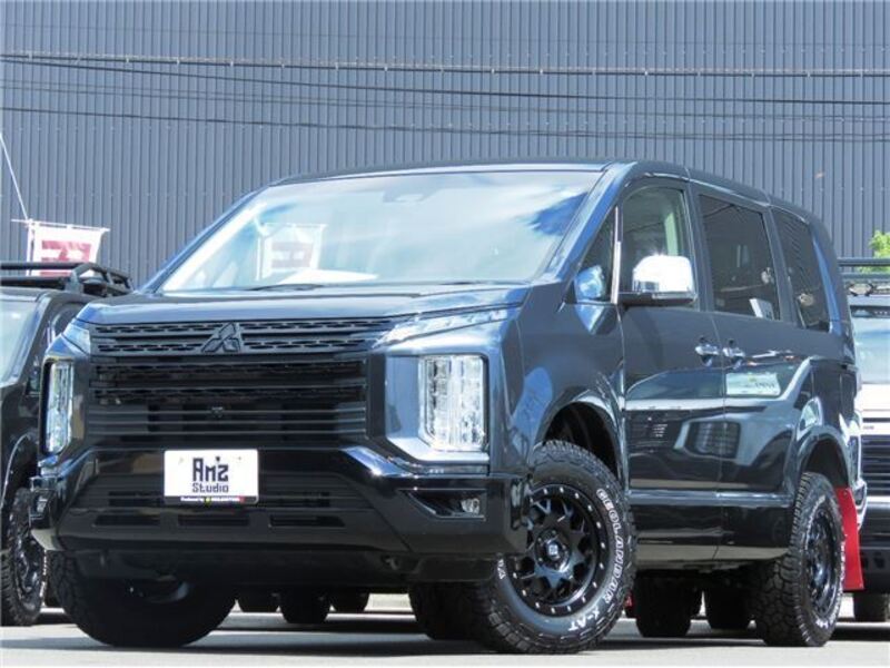 MITSUBISHI DELICA D5