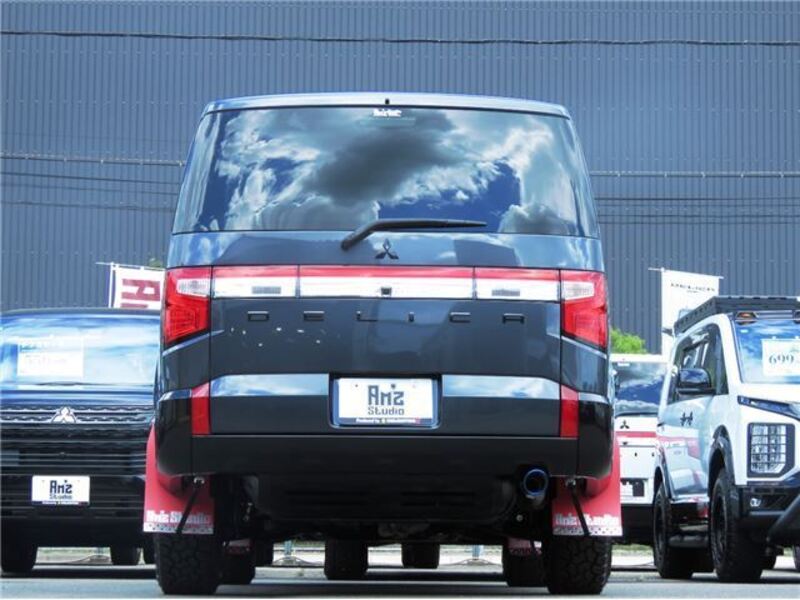 DELICA D5