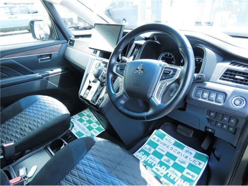 DELICA D5