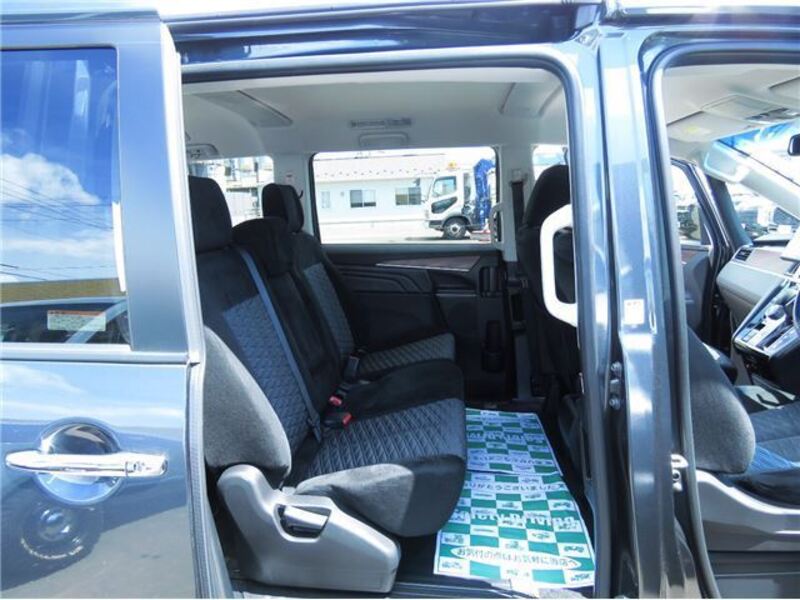 DELICA D5