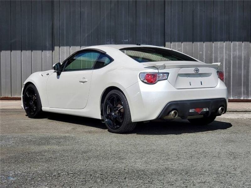 86