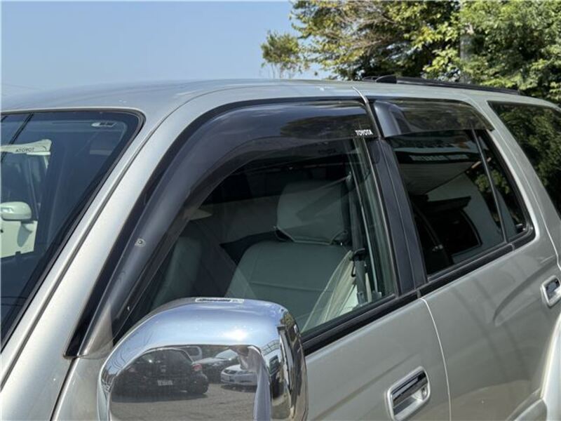 HILUX SURF