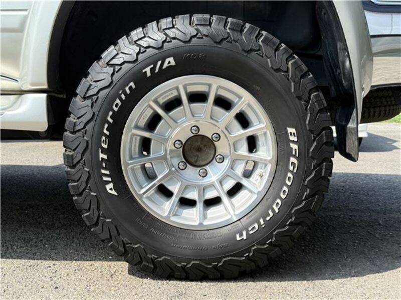 HILUX SURF