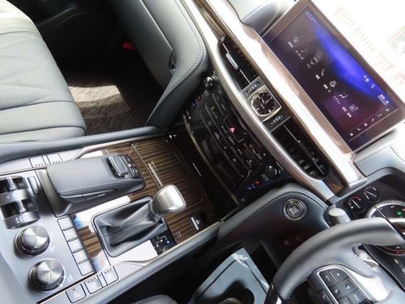 LX