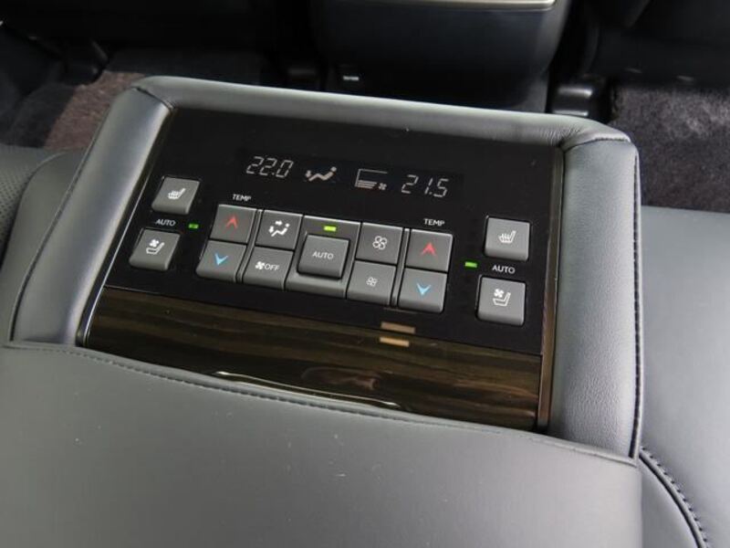 LX