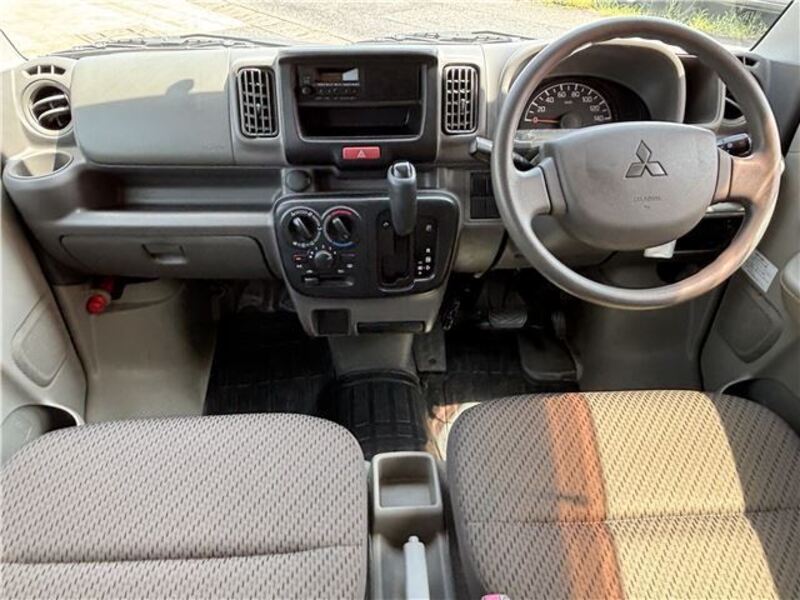 MINICAB VAN