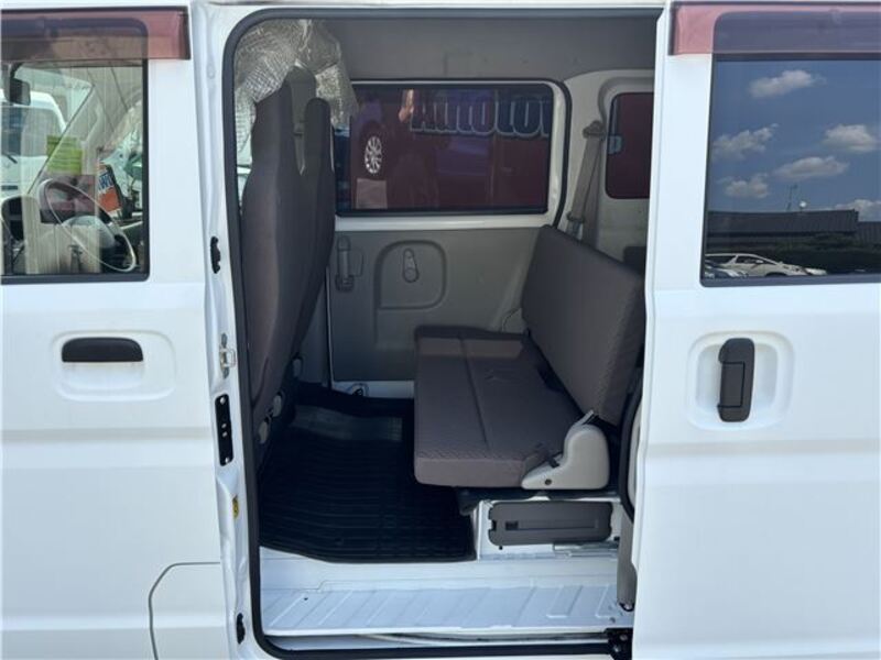 MINICAB VAN