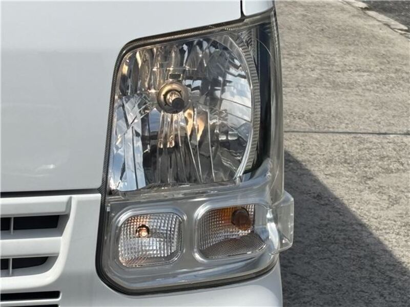 MINICAB VAN