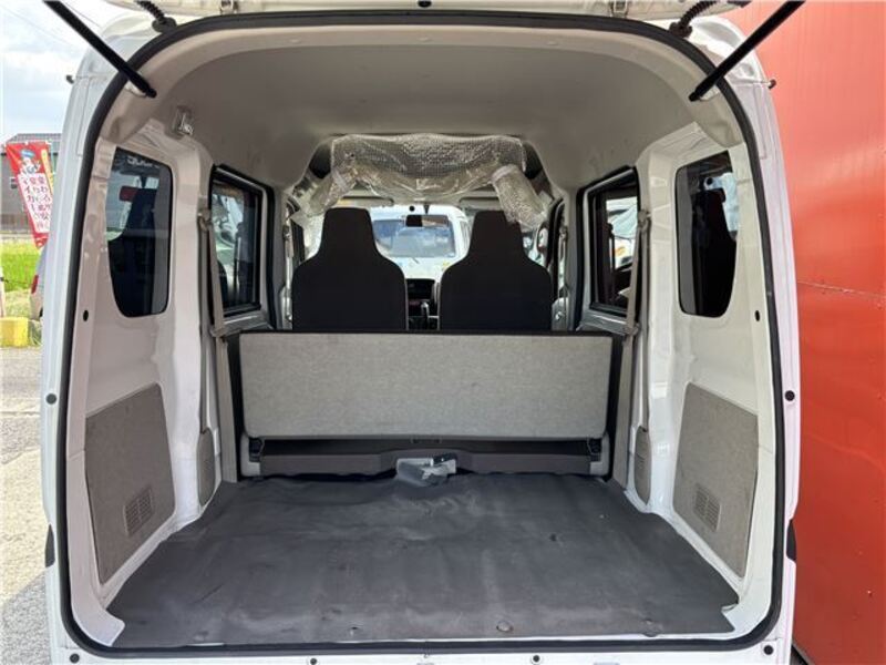 MINICAB VAN
