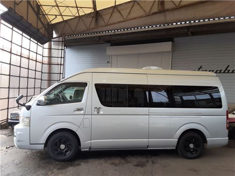 HIACE