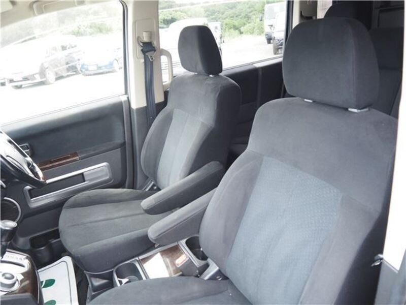 DELICA D5