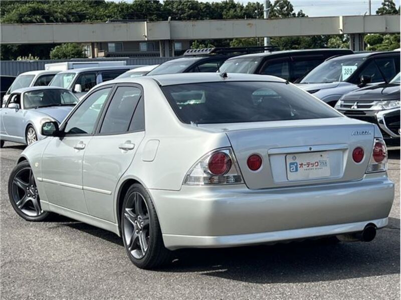 ALTEZZA
