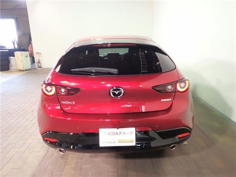 MAZDA3