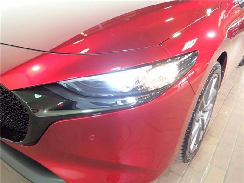 MAZDA3