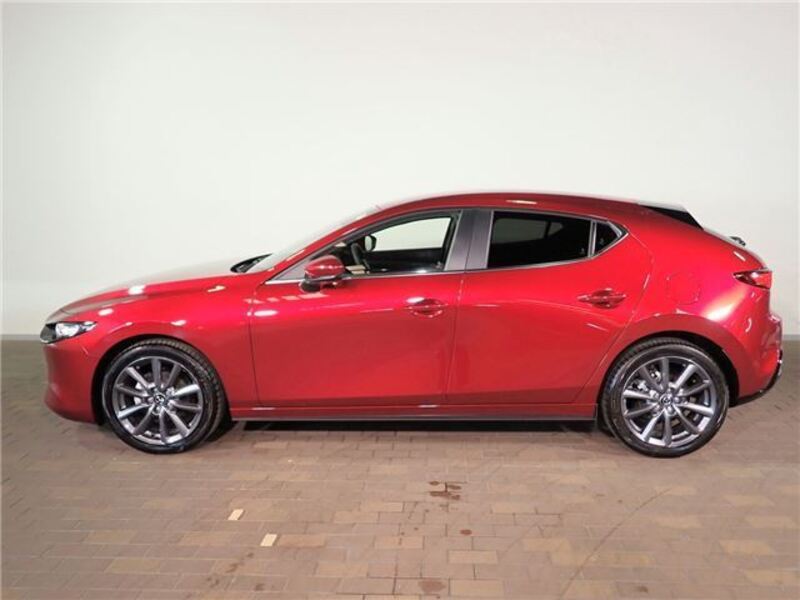 MAZDA3