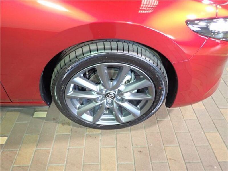 MAZDA3