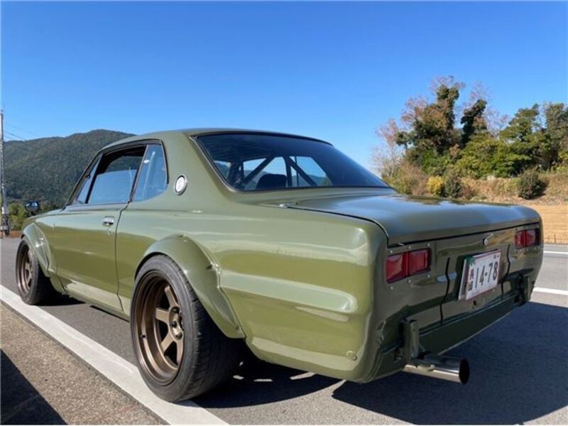 SKYLINE