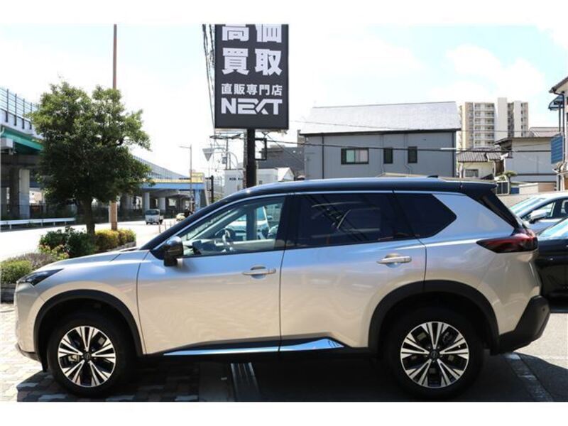 X-TRAIL