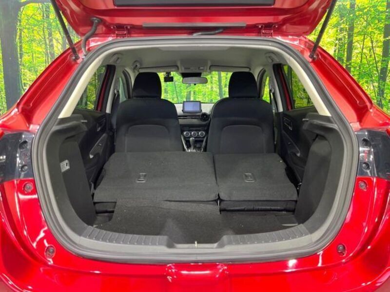 MAZDA2