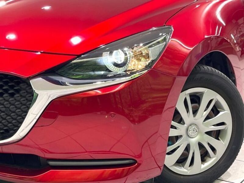 MAZDA2