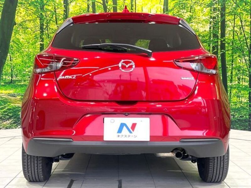 MAZDA2