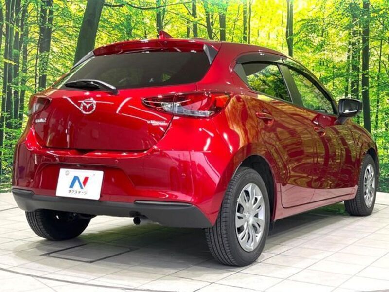 MAZDA2
