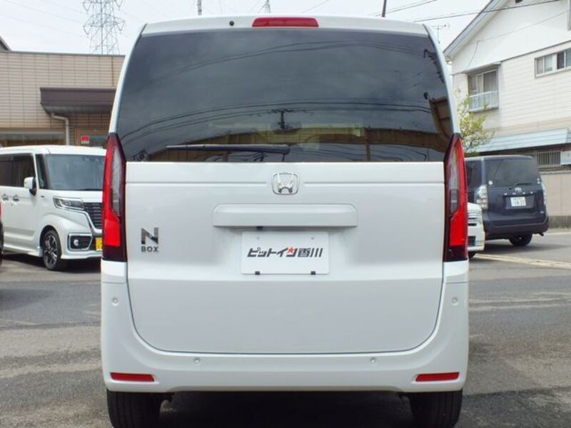 N BOX